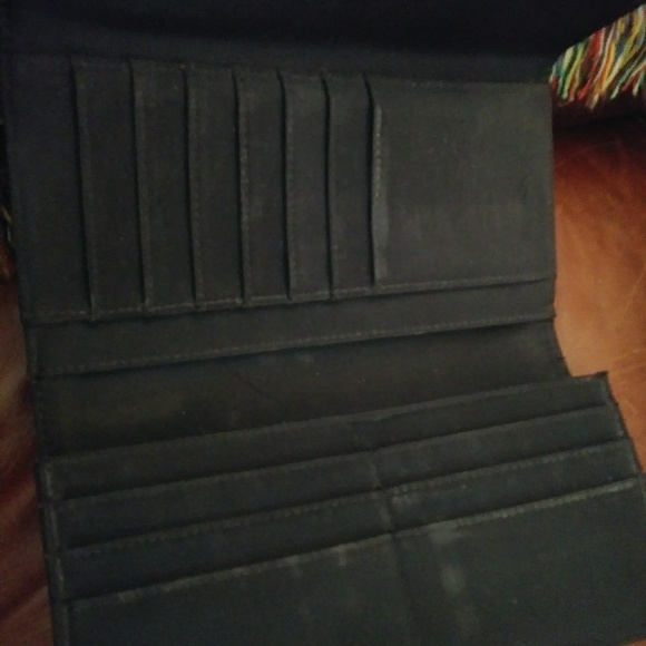 City DKNY wallet - Picture 3 of 3
